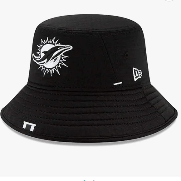 NFL Other - NFL New Era Miami Dolphins black clubhouse hat size OS